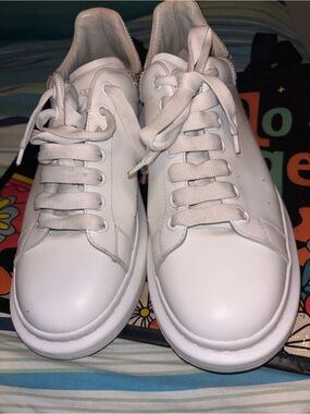 Alexander mcqueen White Leather Lace-Up Sneakers
